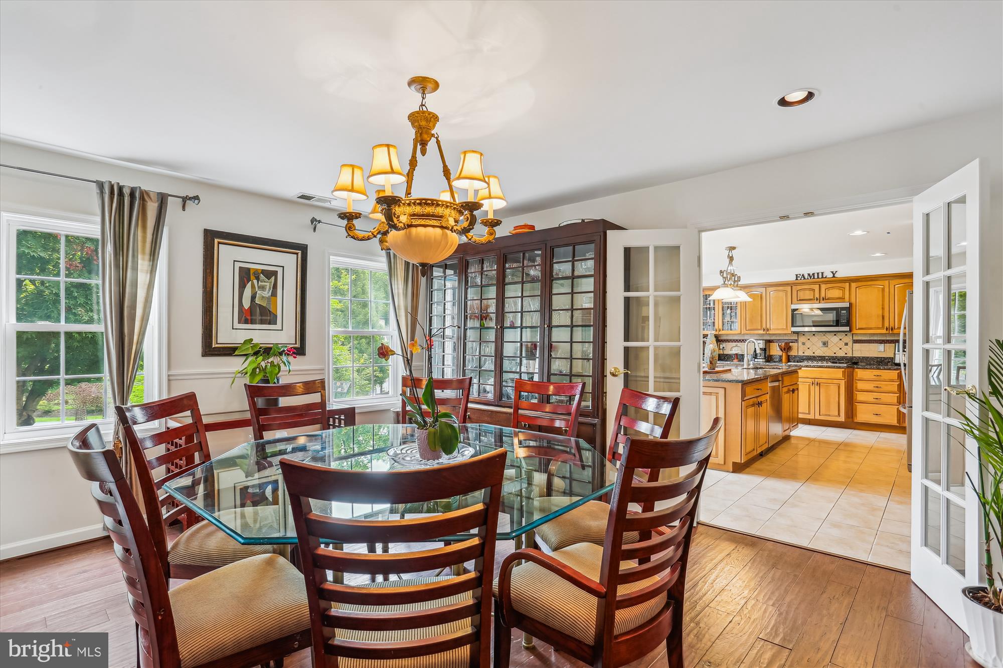 POTOMAC OUTSIDE - Residential