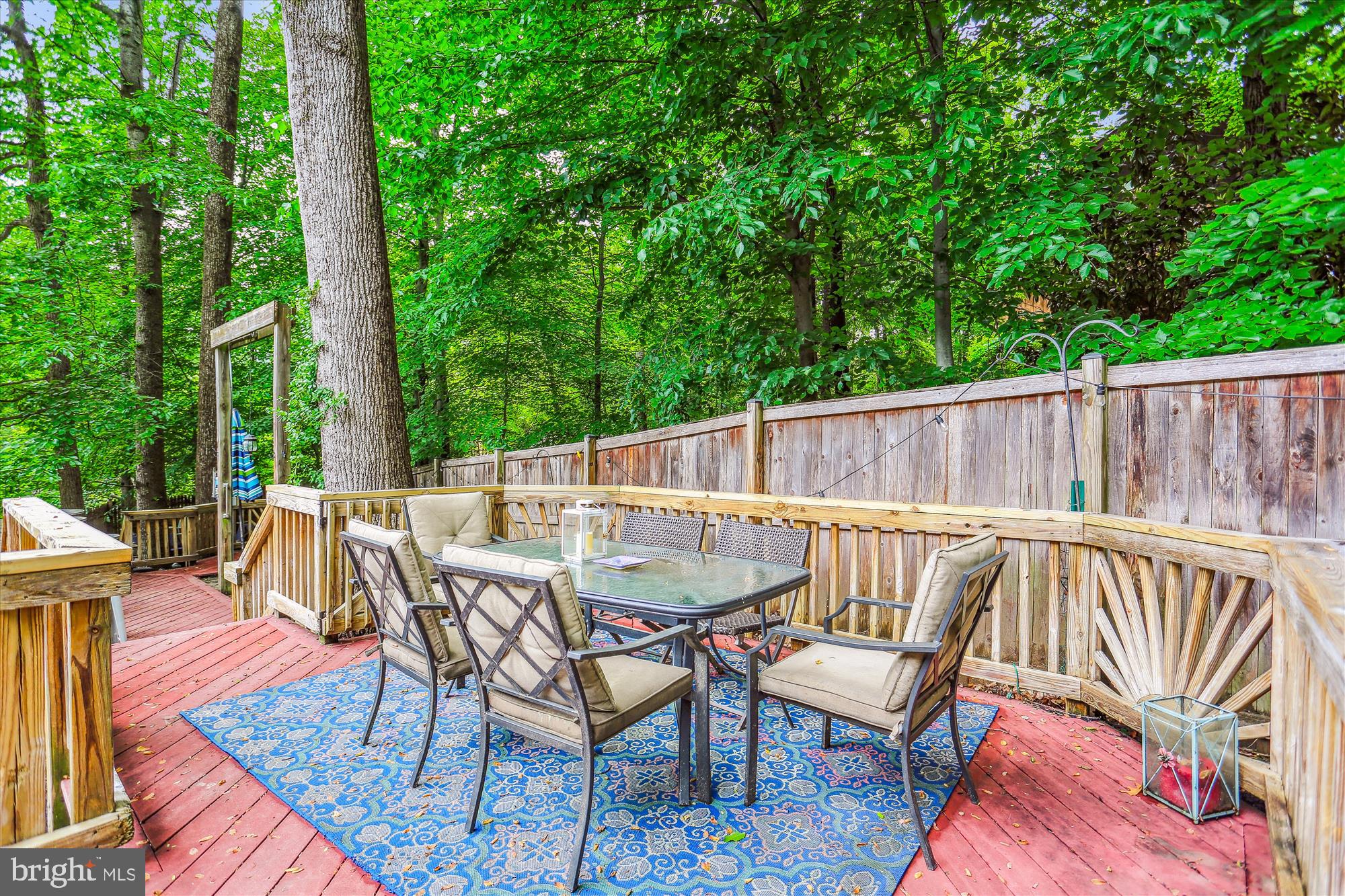 POTOMAC OUTSIDE - Residential