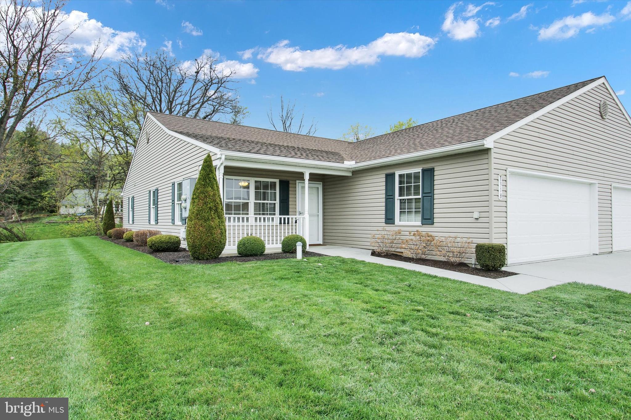 ROTH'S FARM VILLAGE - Residential