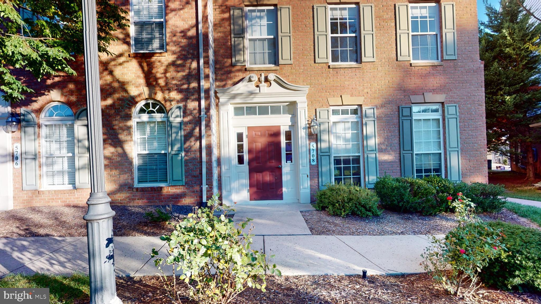 RESIDENCES AT SULLIVAN - Residential Lease