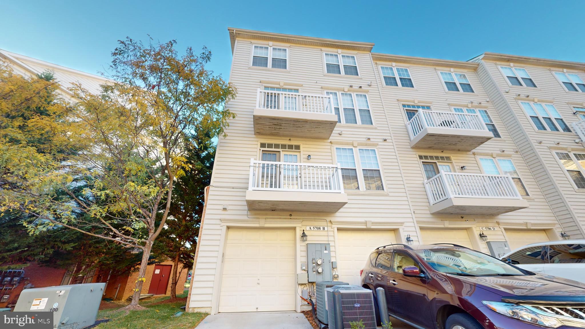 RESIDENCES AT SULLIVAN - Residential Lease