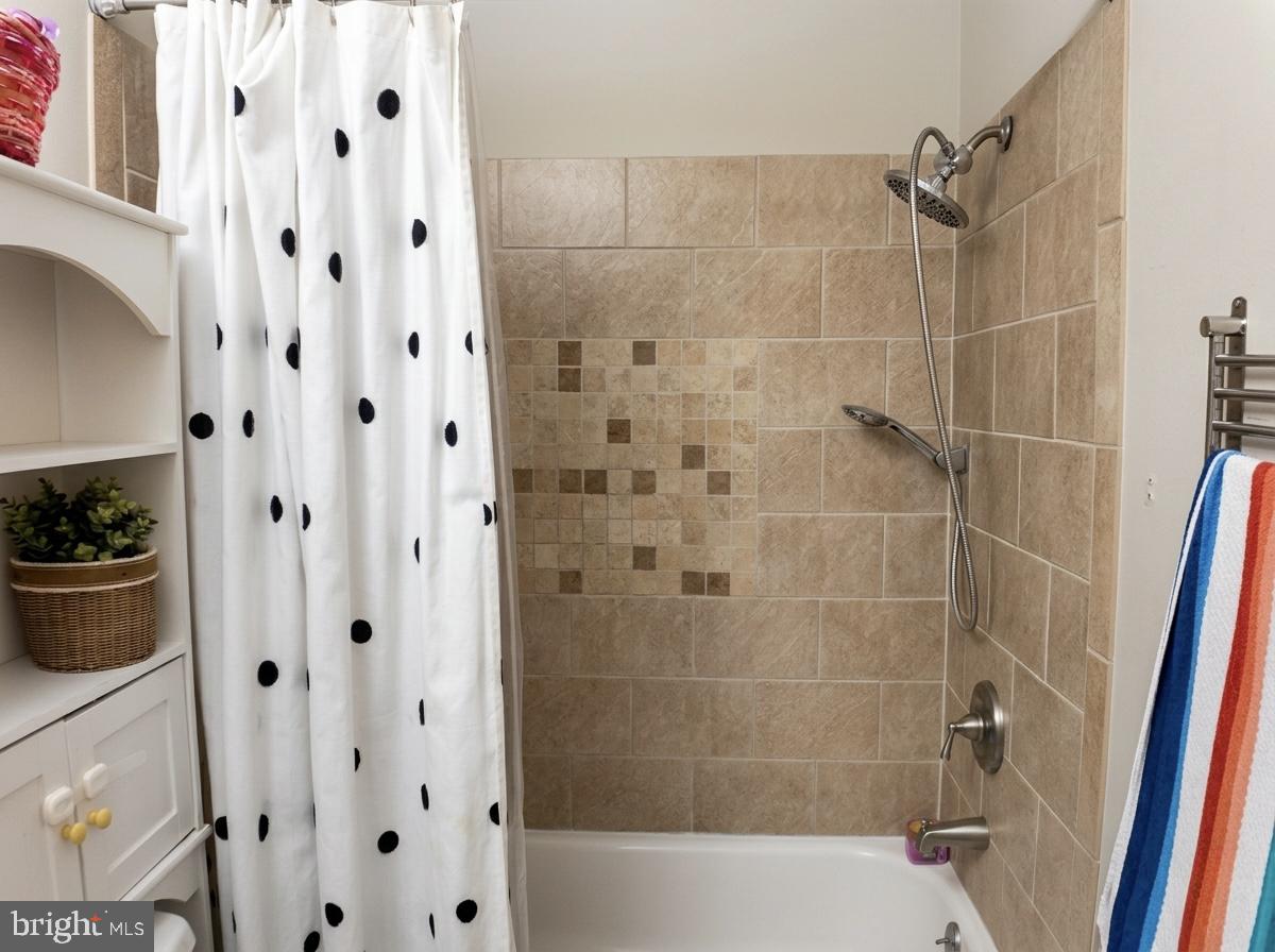 NORTH WINDS - Residential
