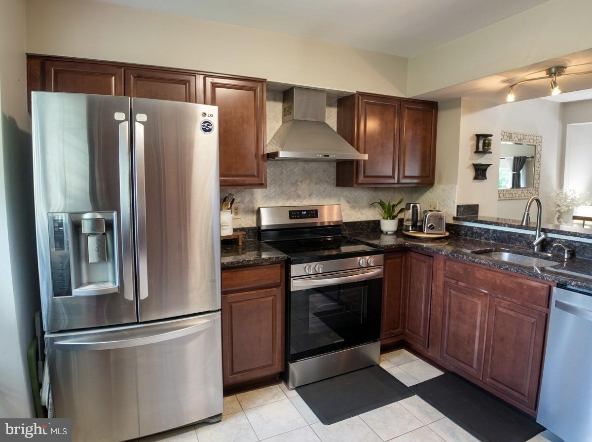 NORTH WINDS - Residential