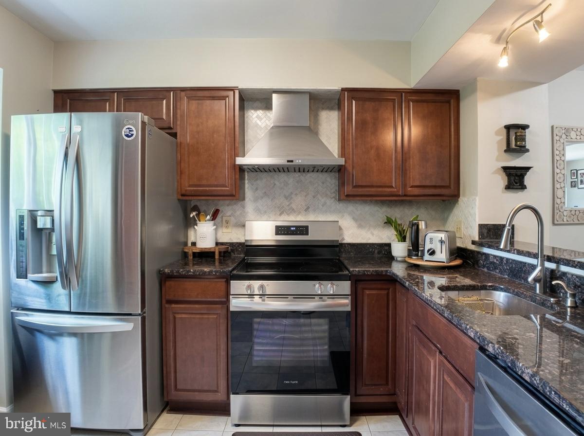 NORTH WINDS - Residential