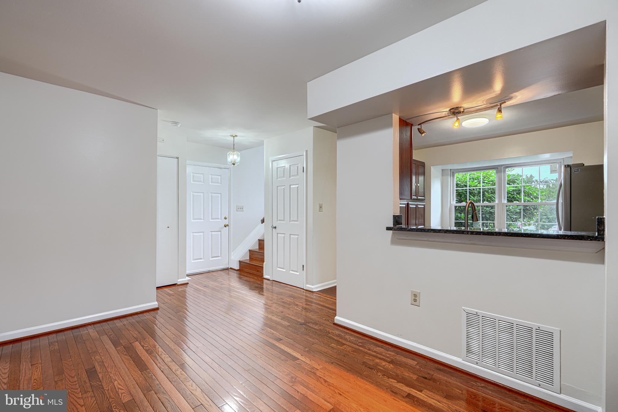 NORTH WINDS - Residential