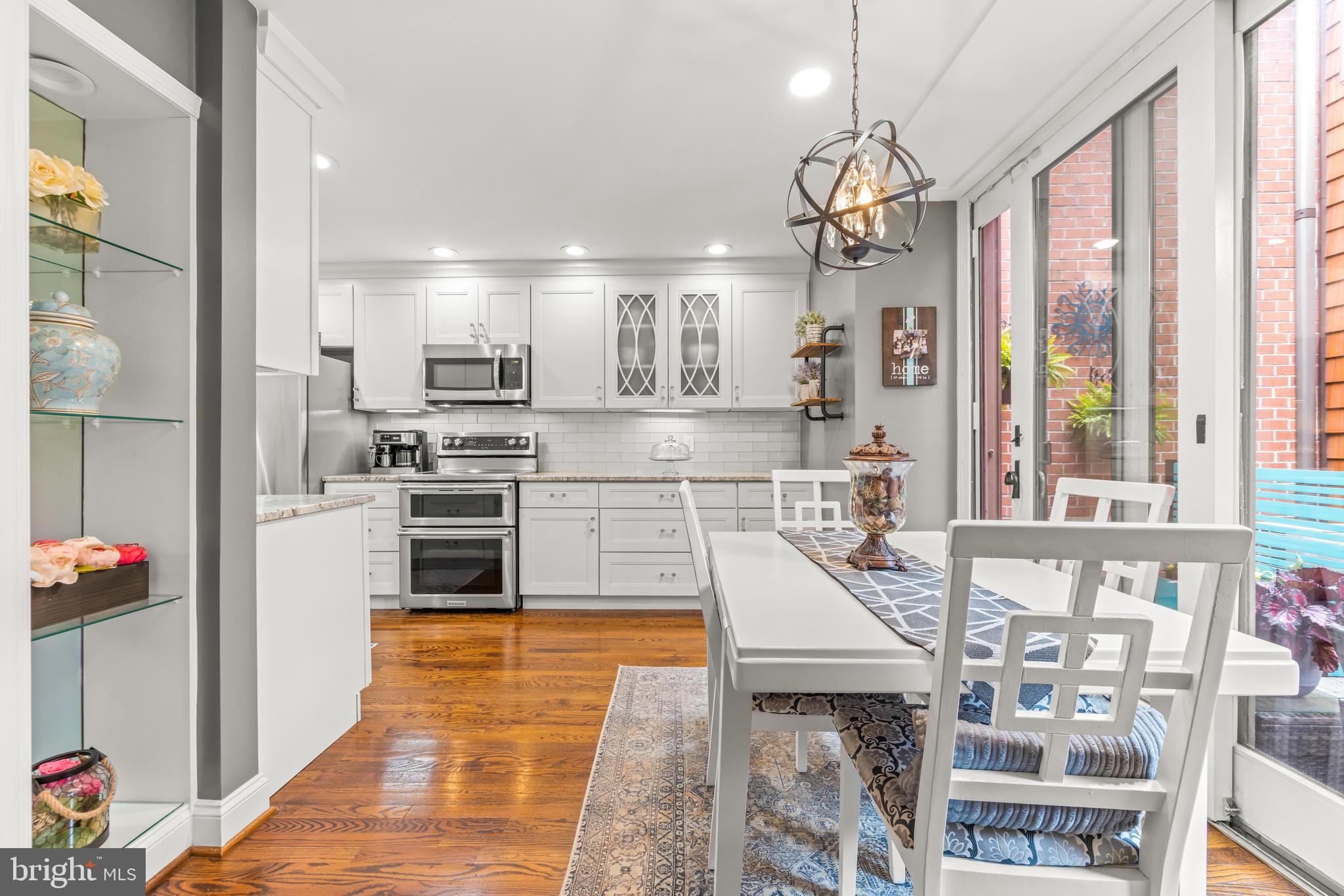 RUXTON CROSSING TOWNHSE - Residential