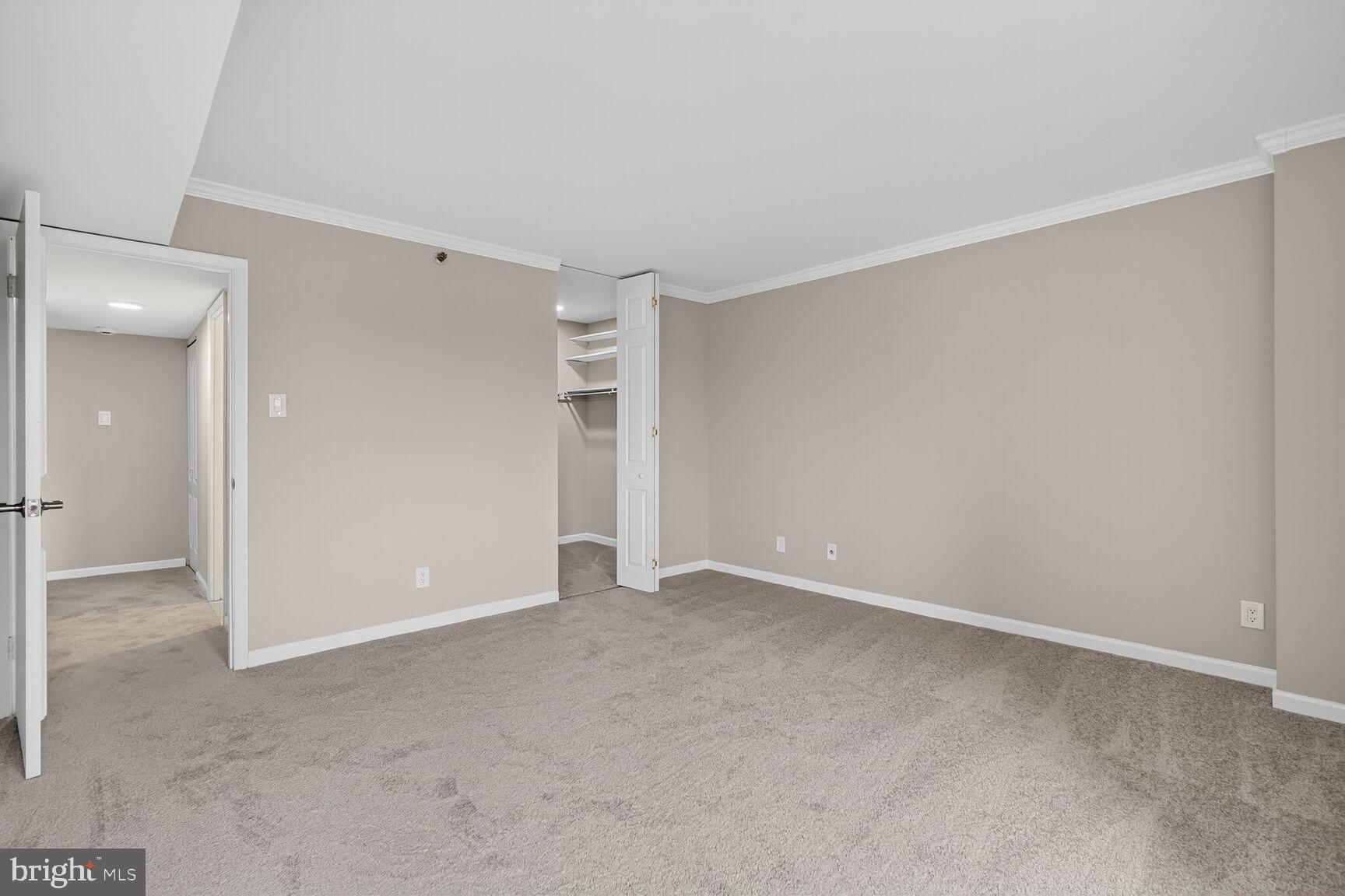 RACQUET CLUB - Residential