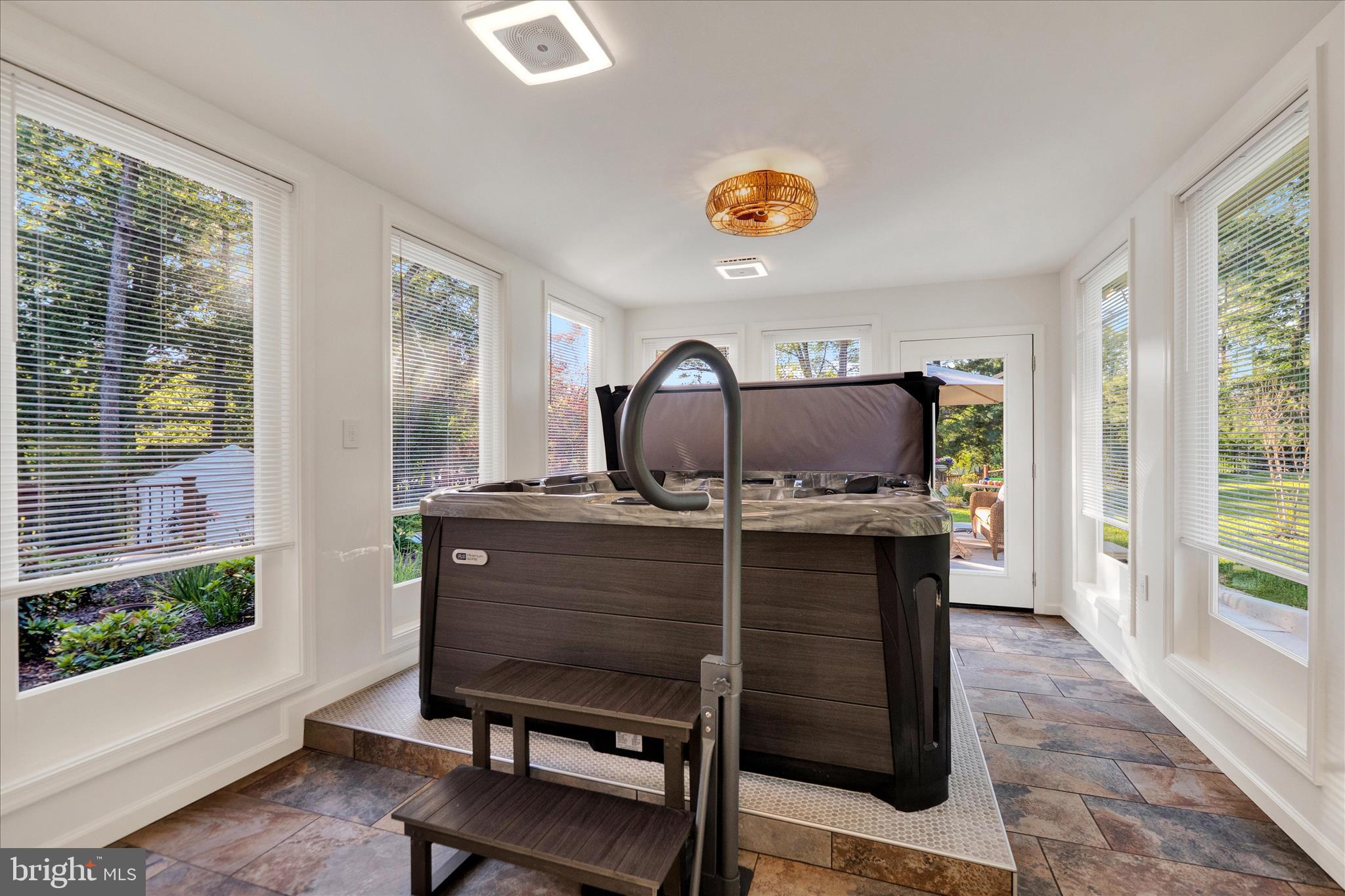 BRIGHTWOOD ACRES - Residential
