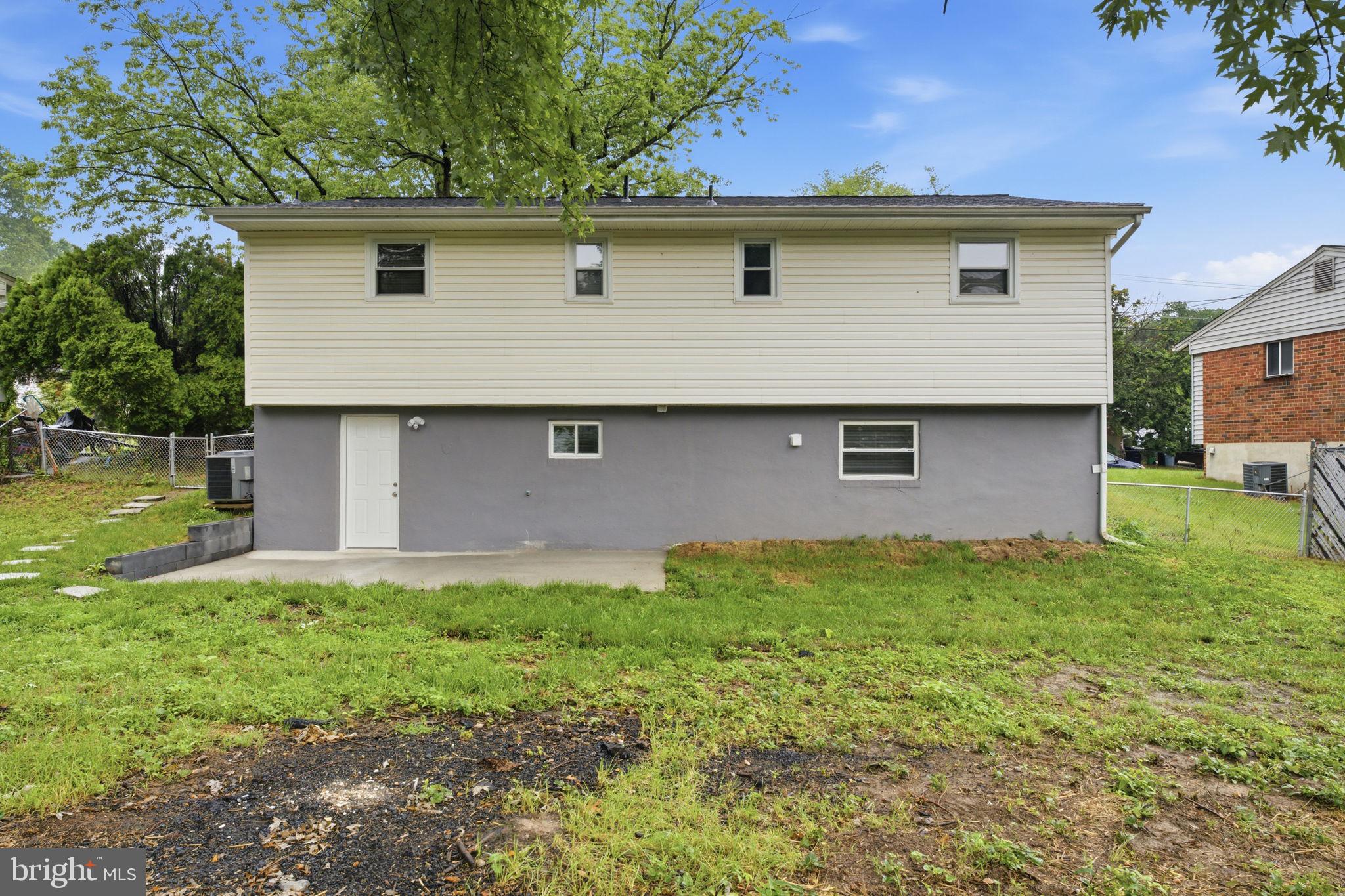 RITCHIE MANOR - Residential