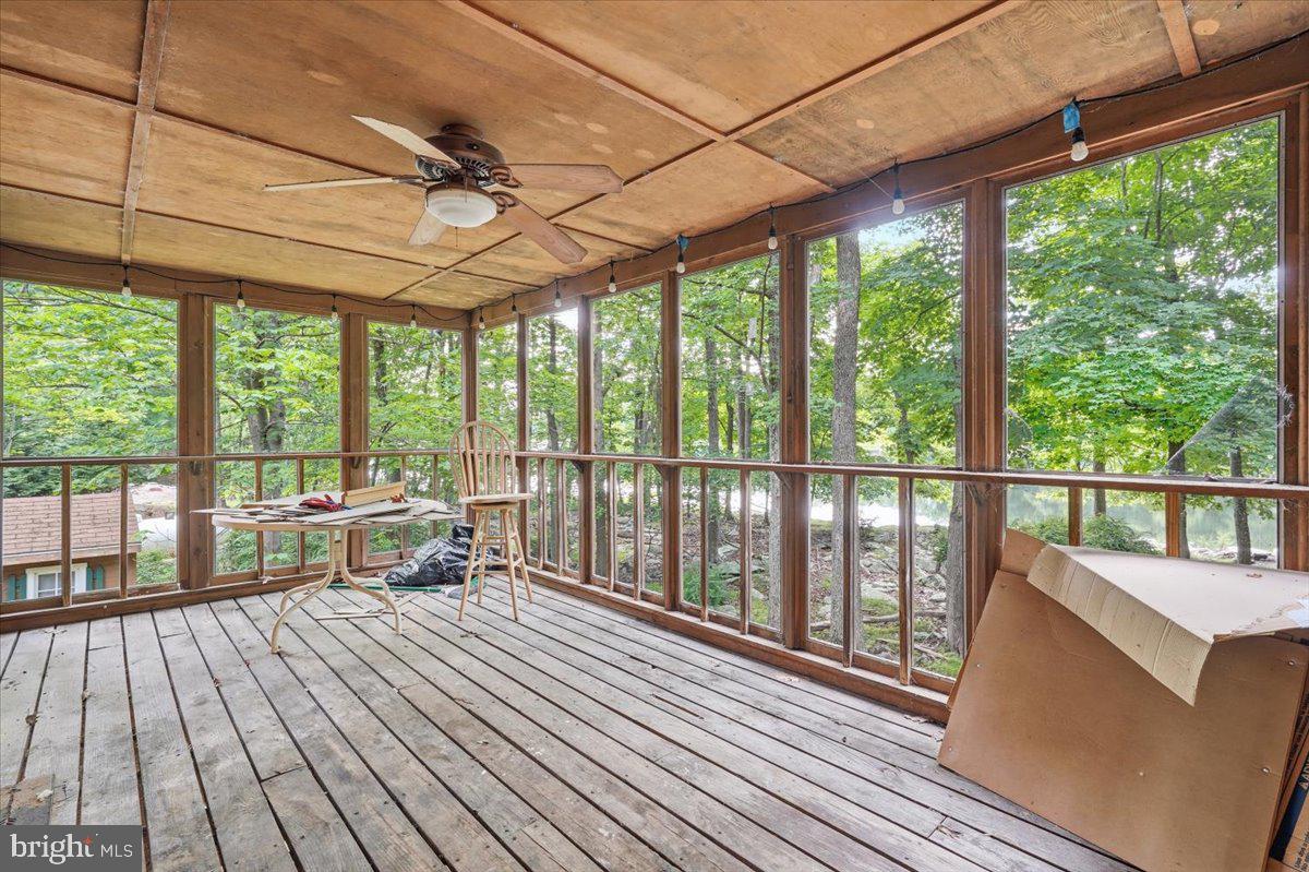 POCONO MOUNTAIN LAKE ESTATES - Residential