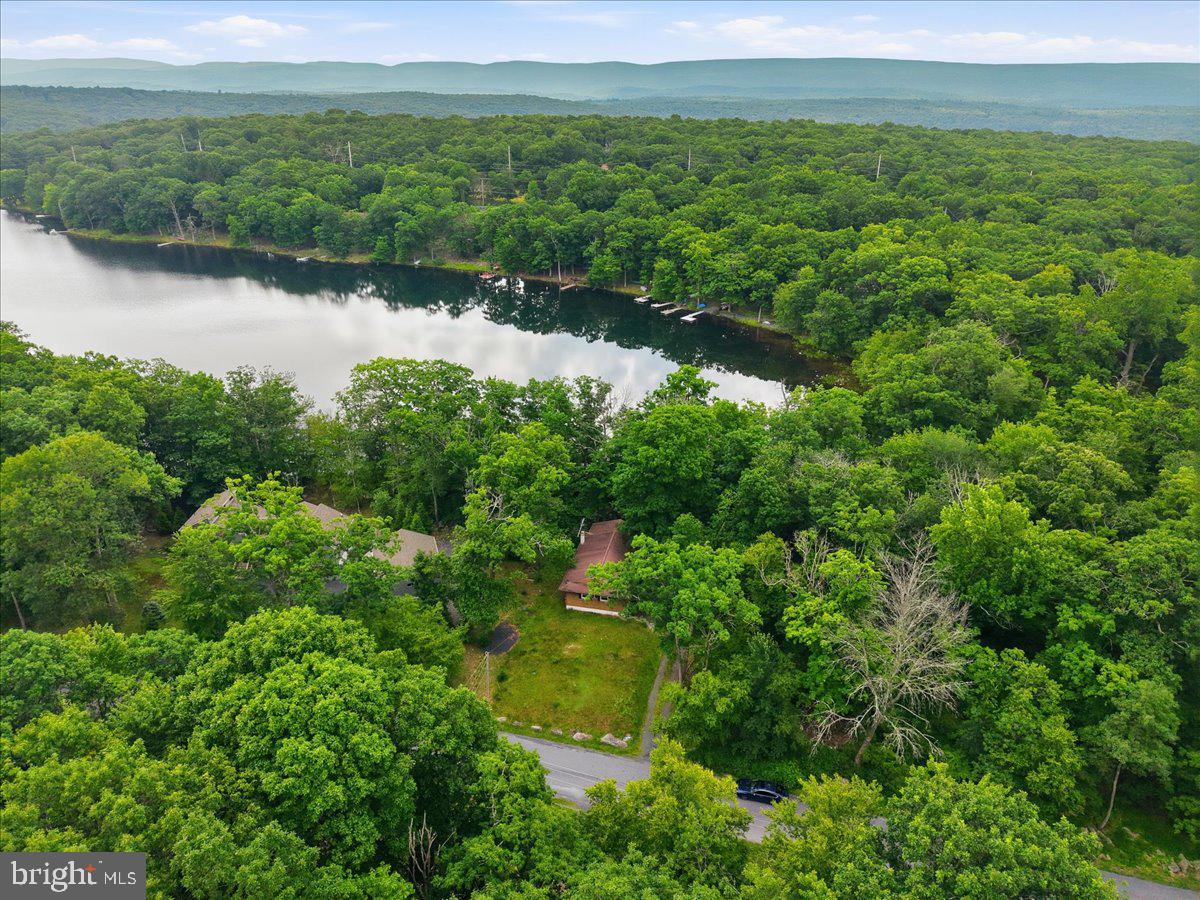 POCONO MOUNTAIN LAKE ESTATES - Residential