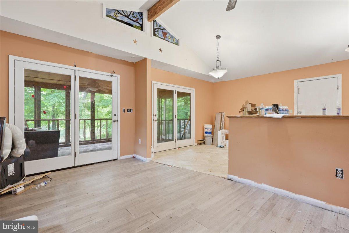 POCONO MOUNTAIN LAKE ESTATES - Residential