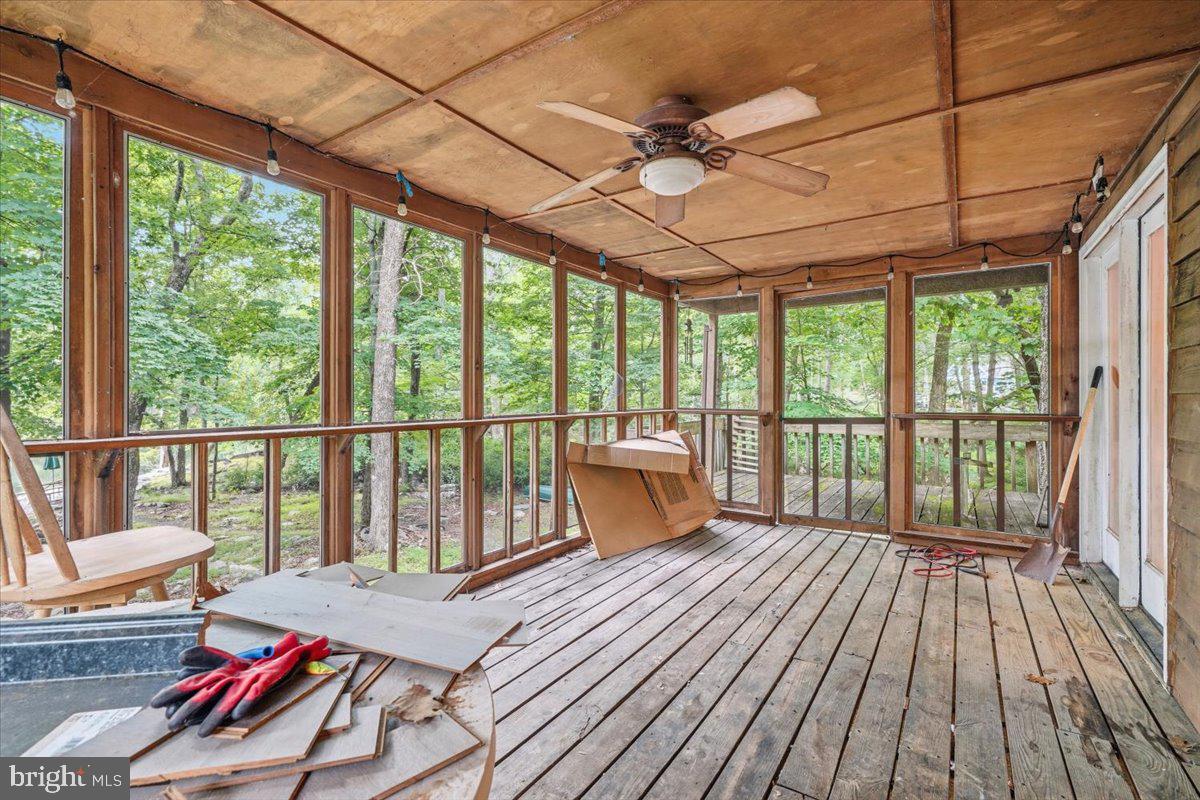 POCONO MOUNTAIN LAKE ESTATES - Residential
