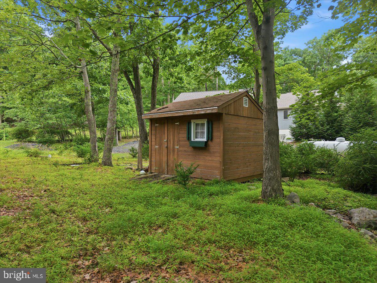 POCONO MOUNTAIN LAKE ESTATES - Residential