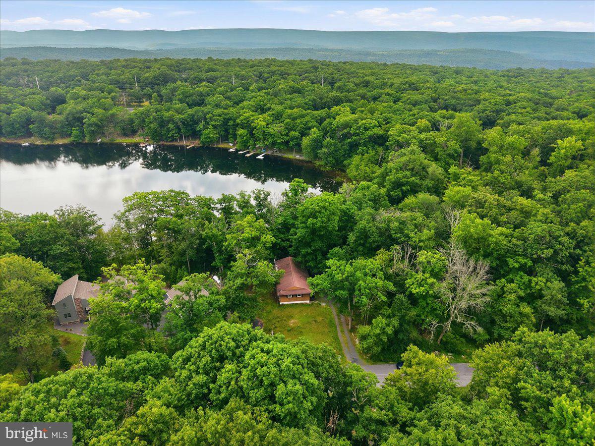 POCONO MOUNTAIN LAKE ESTATES - Residential