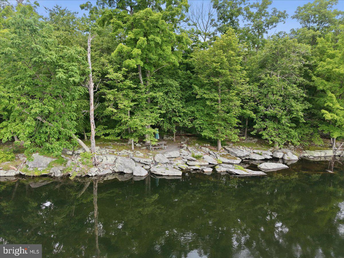 POCONO MOUNTAIN LAKE ESTATES - Residential