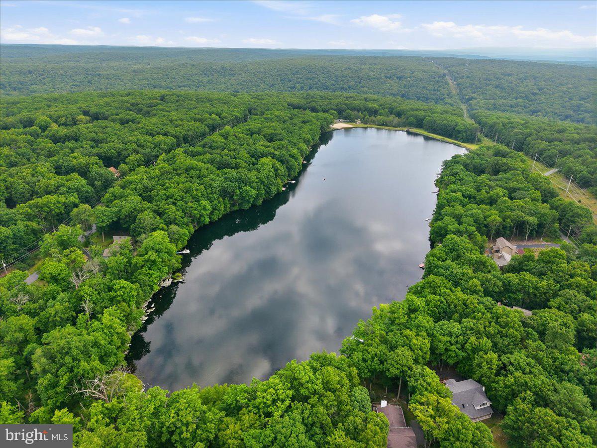 POCONO MOUNTAIN LAKE ESTATES - Residential