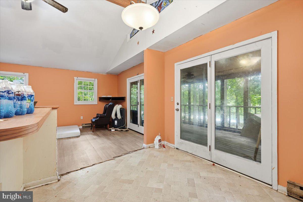 POCONO MOUNTAIN LAKE ESTATES - Residential
