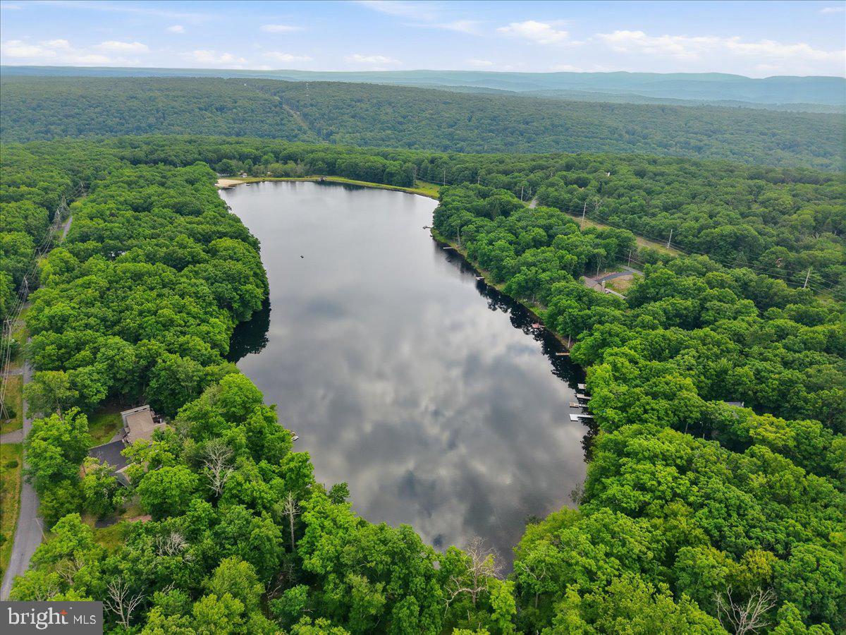 POCONO MOUNTAIN LAKE ESTATES - Residential