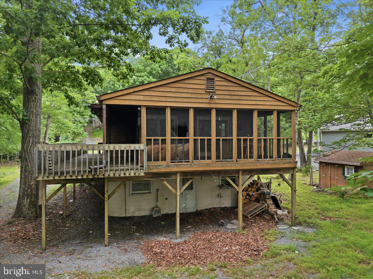 POCONO MOUNTAIN LAKE ESTATES - Residential