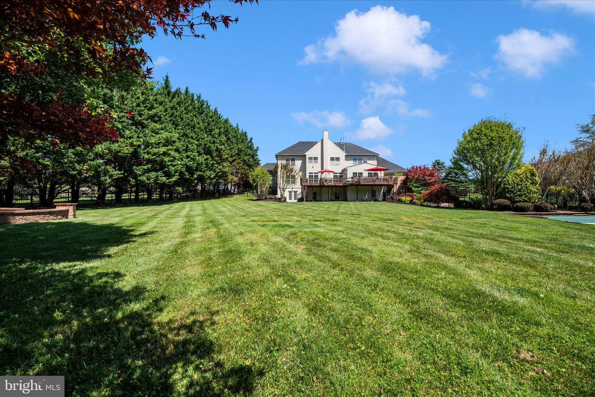 COUNTY VIEW - Residential