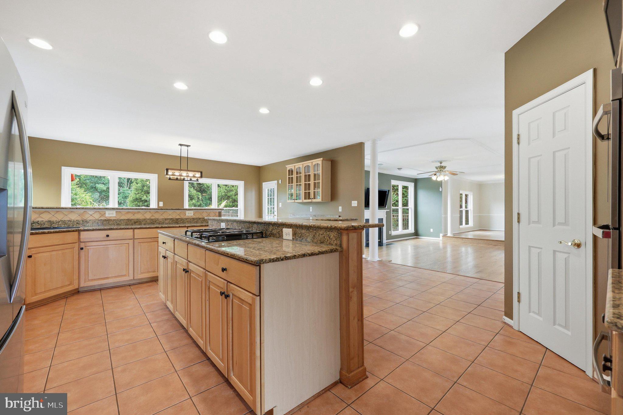 COUNTY VIEW - Residential