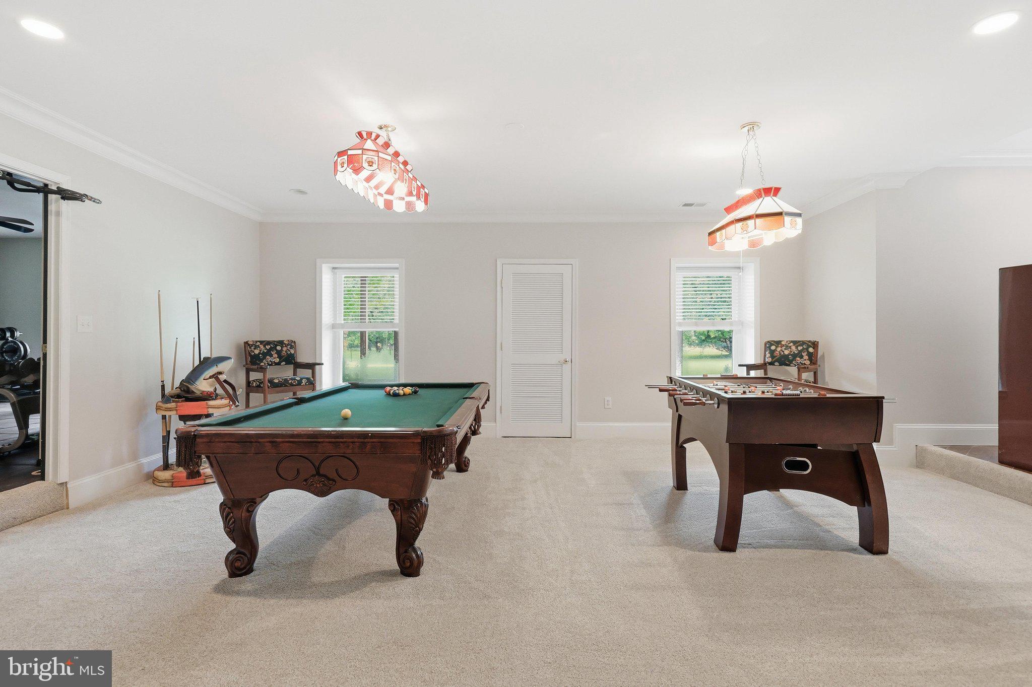 COUNTY VIEW - Residential