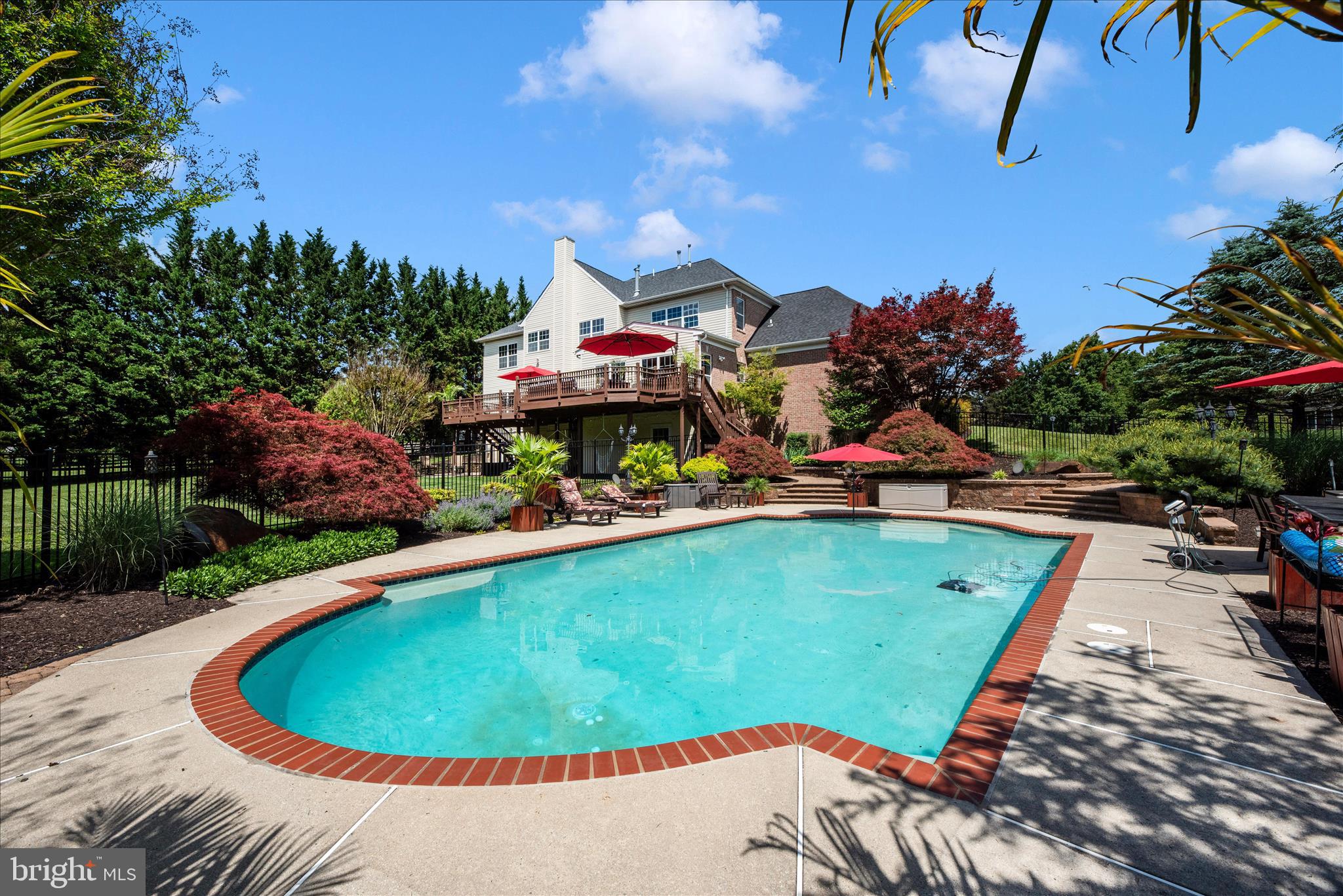 COUNTY VIEW - Residential