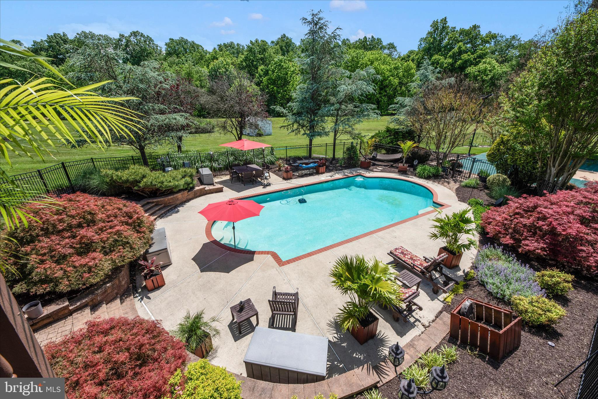 COUNTY VIEW - Residential