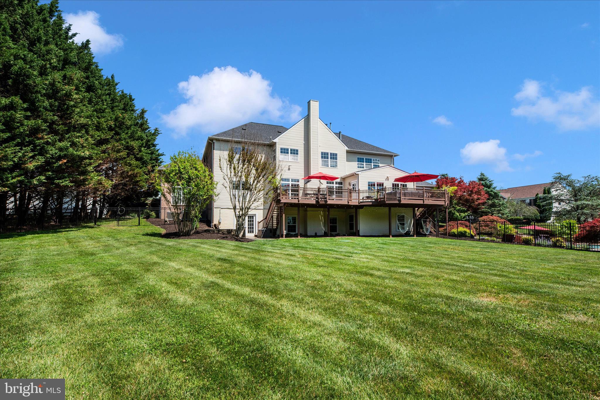 COUNTY VIEW - Residential