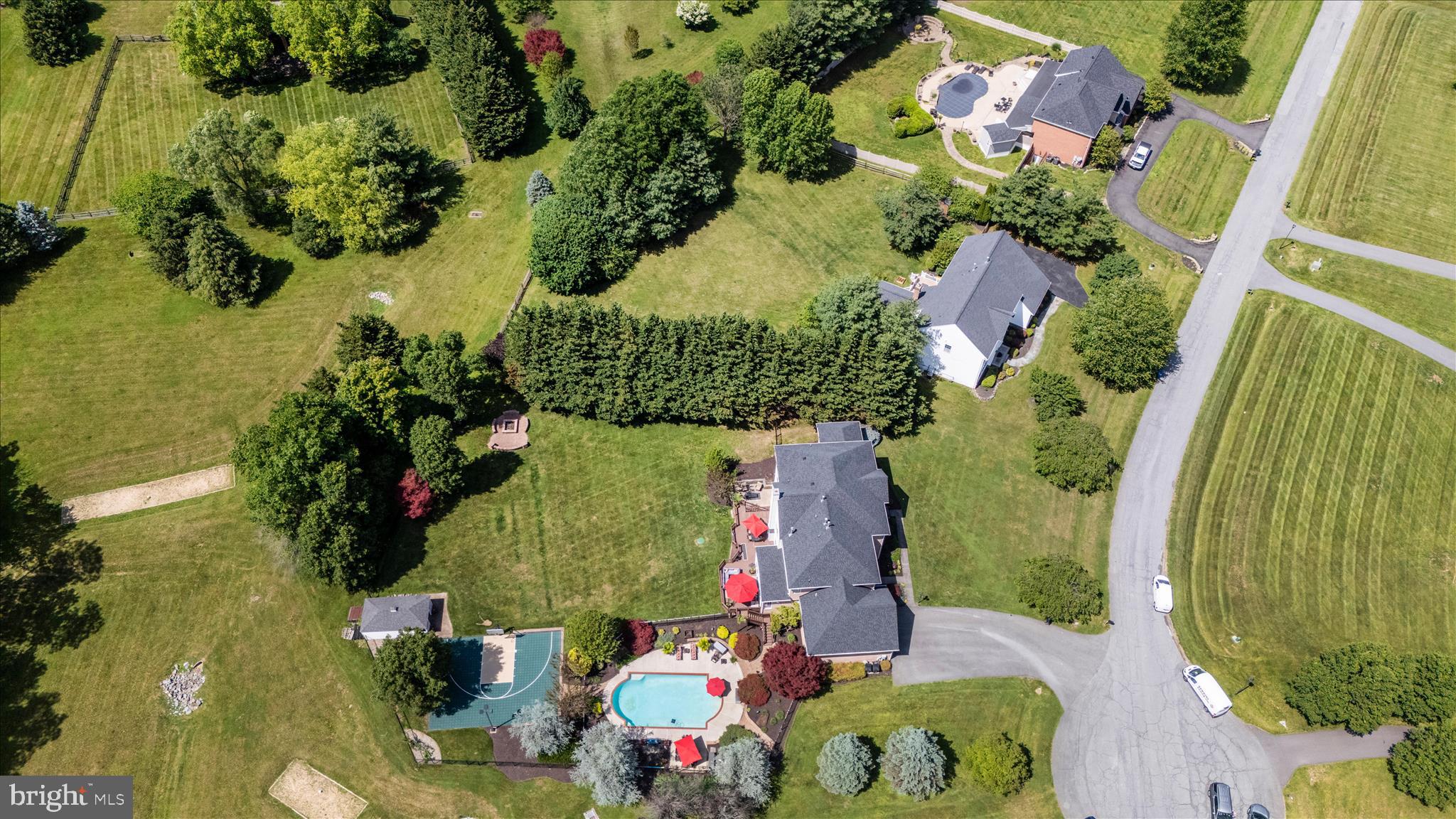 COUNTY VIEW - Residential