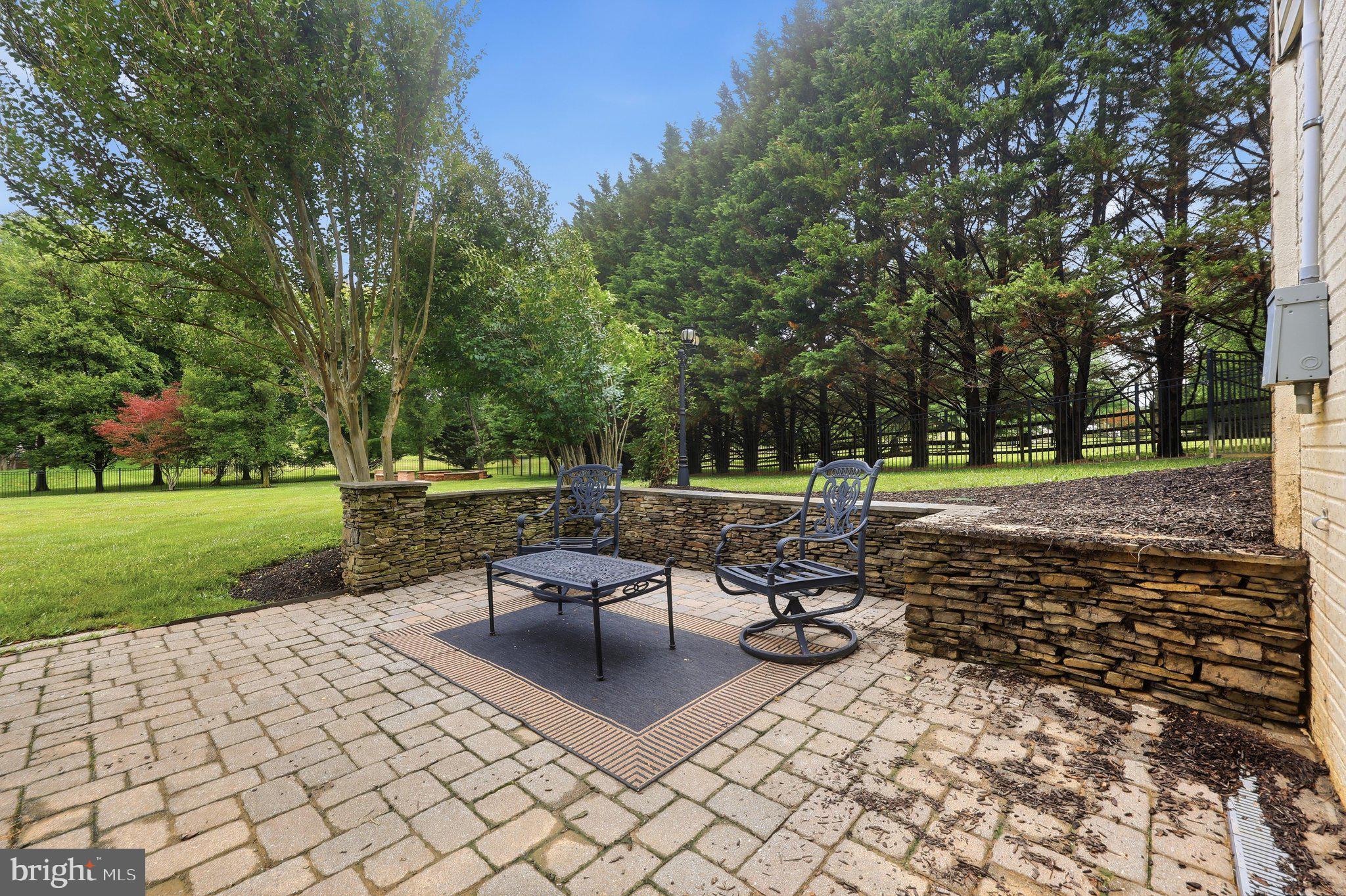 COUNTY VIEW - Residential