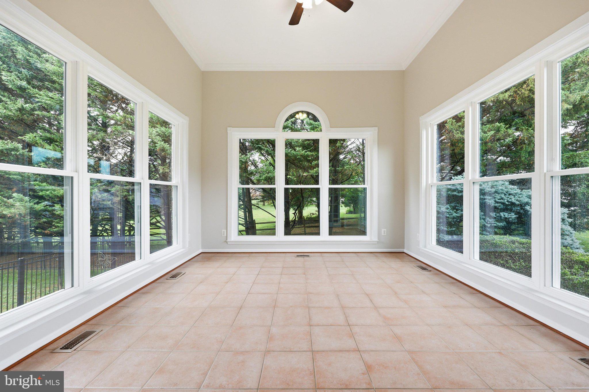COUNTY VIEW - Residential