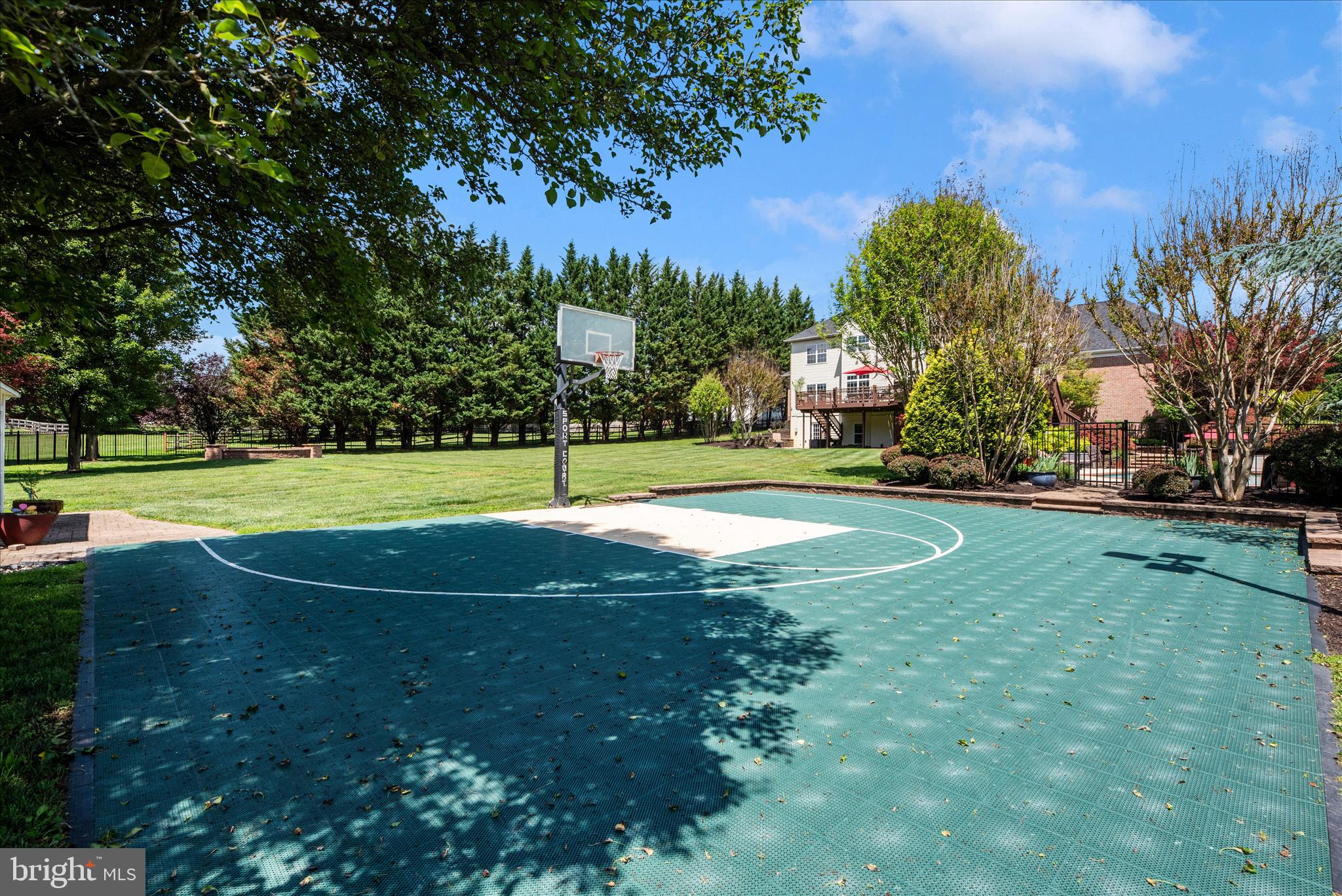 COUNTY VIEW - Residential