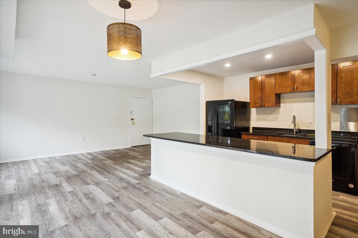 BETHESDA PARK - Residential Lease