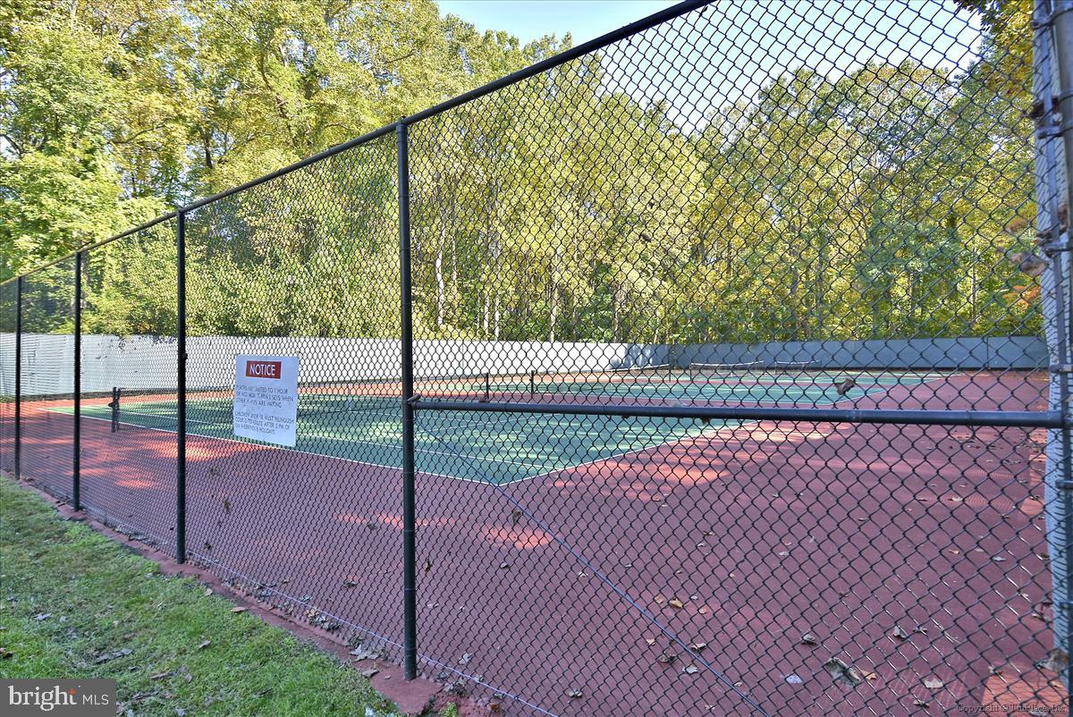 BETHESDA PARK - Residential Lease