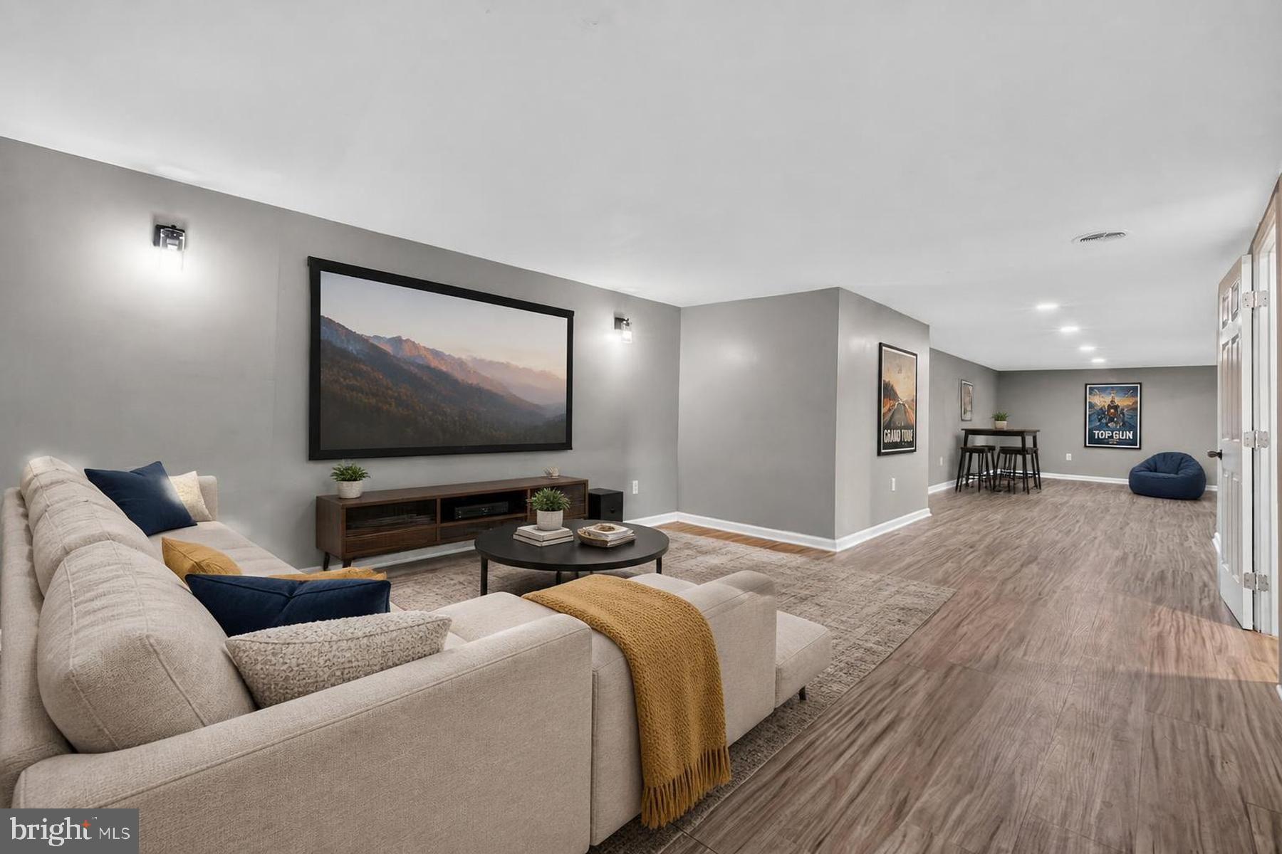 SPRING VALLEY - Residential