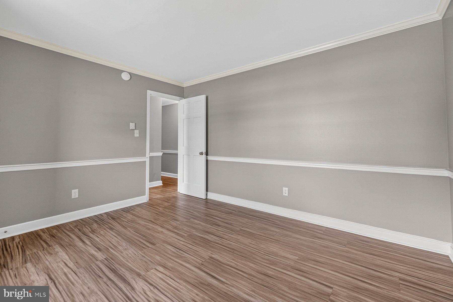 SPRING VALLEY - Residential