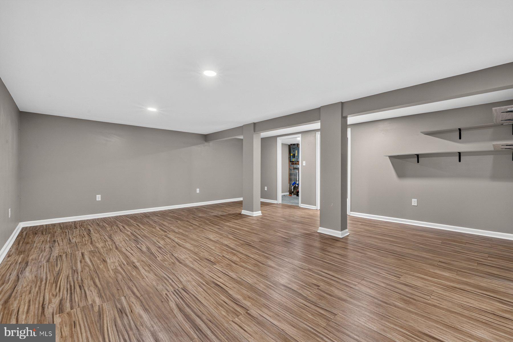 SPRING VALLEY - Residential