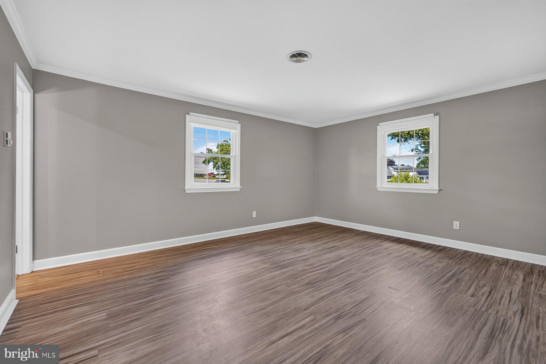 SPRING VALLEY - Residential