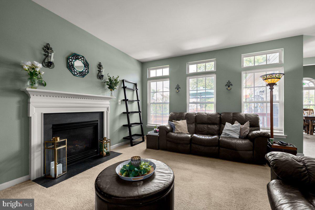 NEW TOWN MEADOWS - Residential