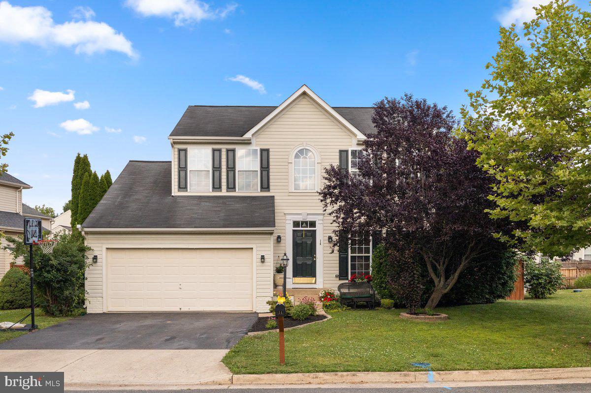 Welcome to New Town Meadows! Are you seeking a move in ready home that is in a quaint town and a popular subdivision? WELL THIS IS THE ONE! This 5-bedroom, 3.5- bath home in downtown Lovettsville has been so well cared for. The main level has a lovely living room/ dining combo area, the family room has a gas FP and the large kitchen boasts a bump out sunroom/ eat in kitchen area with large windows and a ceiling fan. There is a built-in desk for bill paying or studying. The French doors lead you to a large, beautiful deck and a fully fenced yard for entertaining and privacy. Upstairs are 3 large bedrooms and a full bath in the hall. The primary bedroom is so bright and spacious. It has a lovely bath complete with double vanity, walk in shower and large soaker tub. the lower level is a finished basement with a 2nd family room, a full bath and 5th bedroom complete with window/ egress ladder. Large unfinished storage/ utility room as well.
This home is walking distance into town for community events, shopping, restaurants, salons and the Lovettsville Community Center/ Pool. You are within 3 miles to the MARC commuter train station, 30 mins to Dulles Airport and 1 hour to both BWI and Reagan Airports. All around the area are wineries, breweries, distilleries, C&O canal and W& OD trails are close by for walking and bike riding. The Town that starts with LOVE is eager to welcome you - HOME!