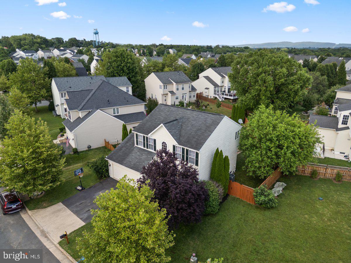 NEW TOWN MEADOWS - Residential
