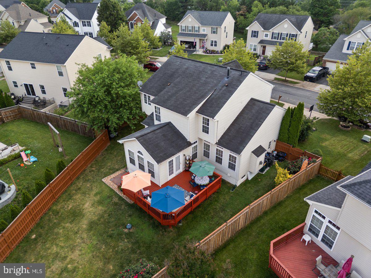 NEW TOWN MEADOWS - Residential
