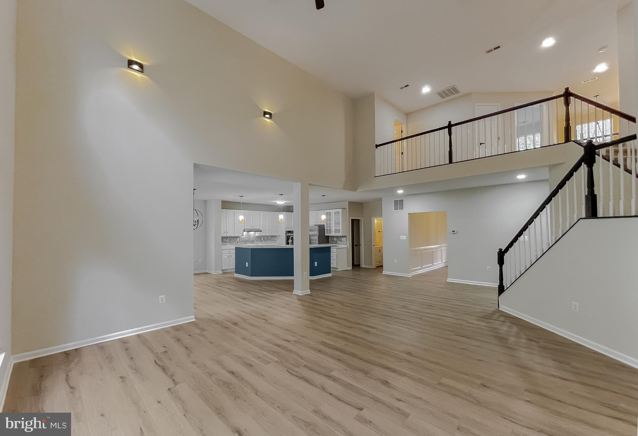 LORINS PRIDE - Residential