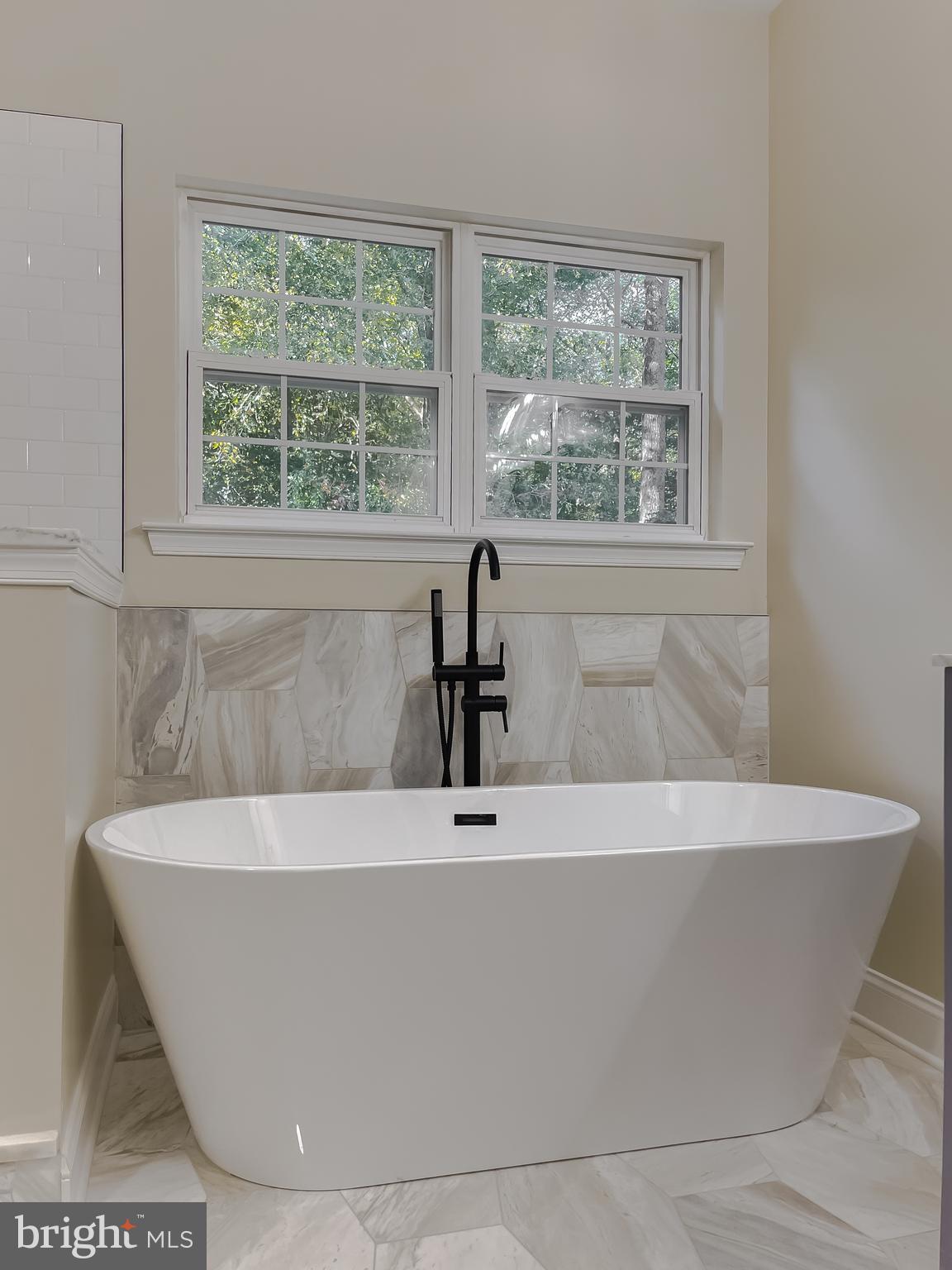 LORINS PRIDE - Residential