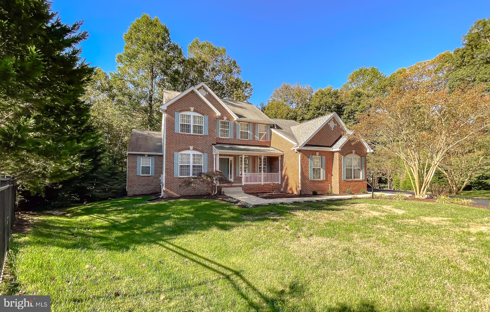 LORINS PRIDE - Residential