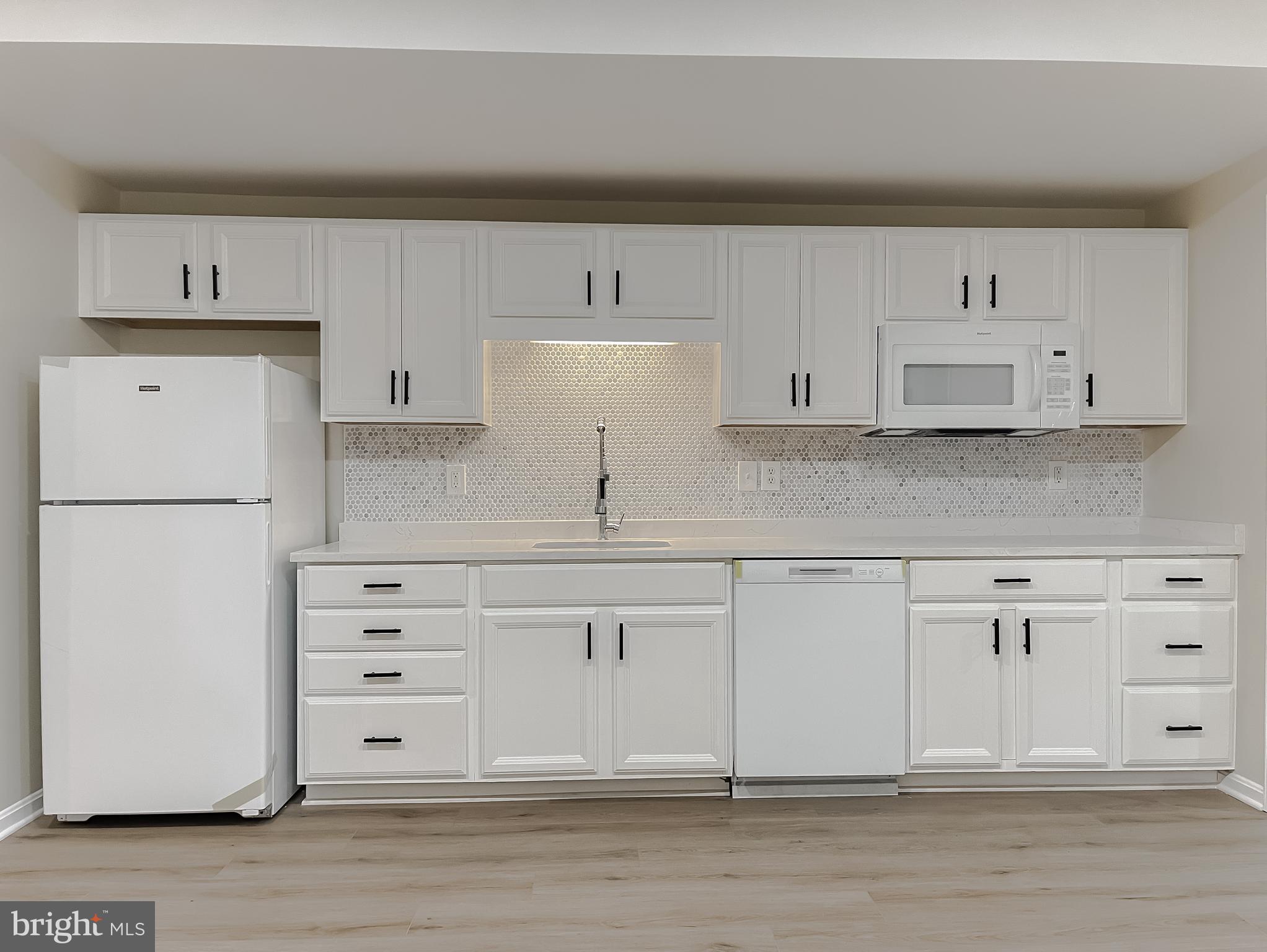 LORINS PRIDE - Residential