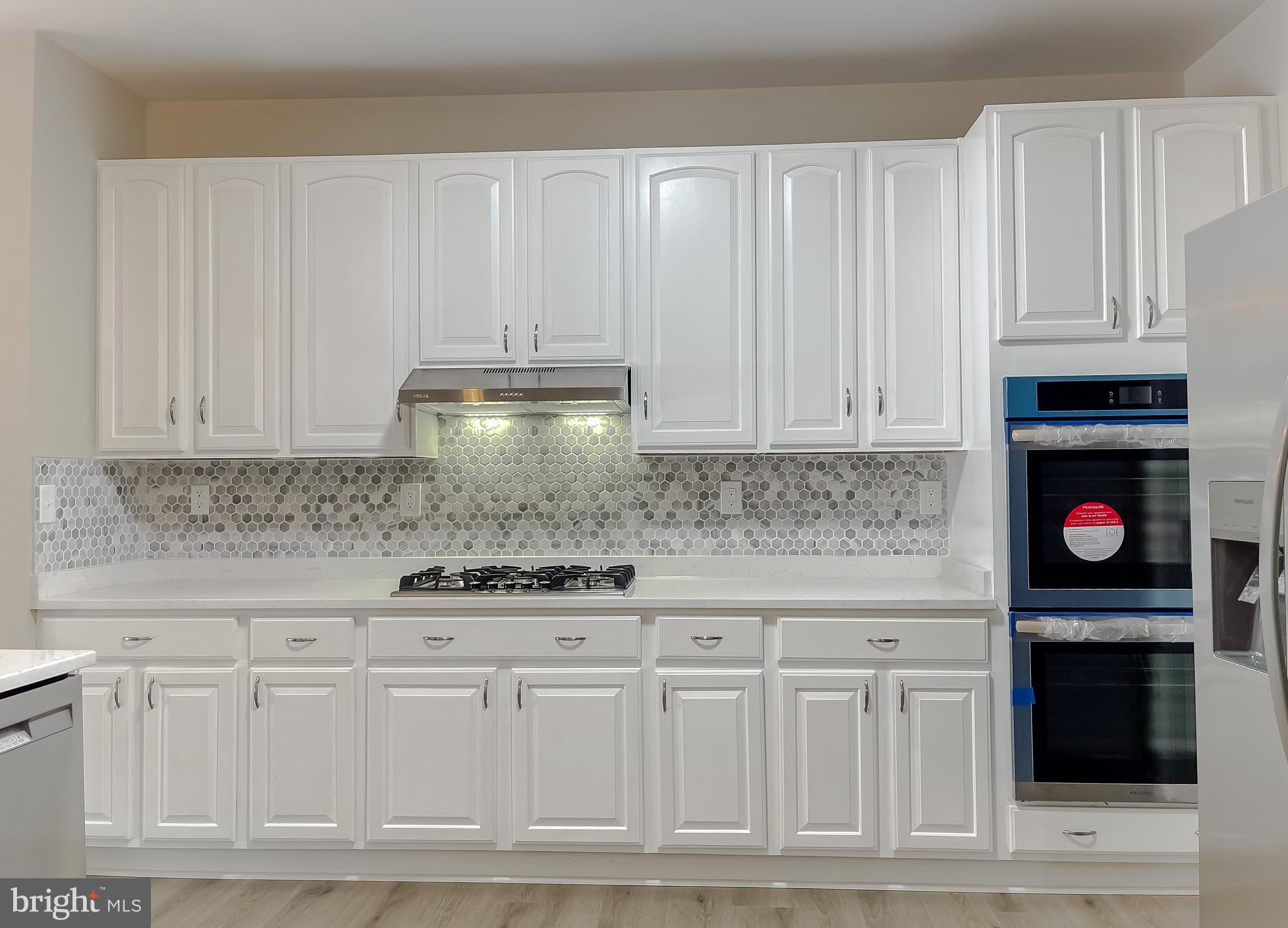 LORINS PRIDE - Residential