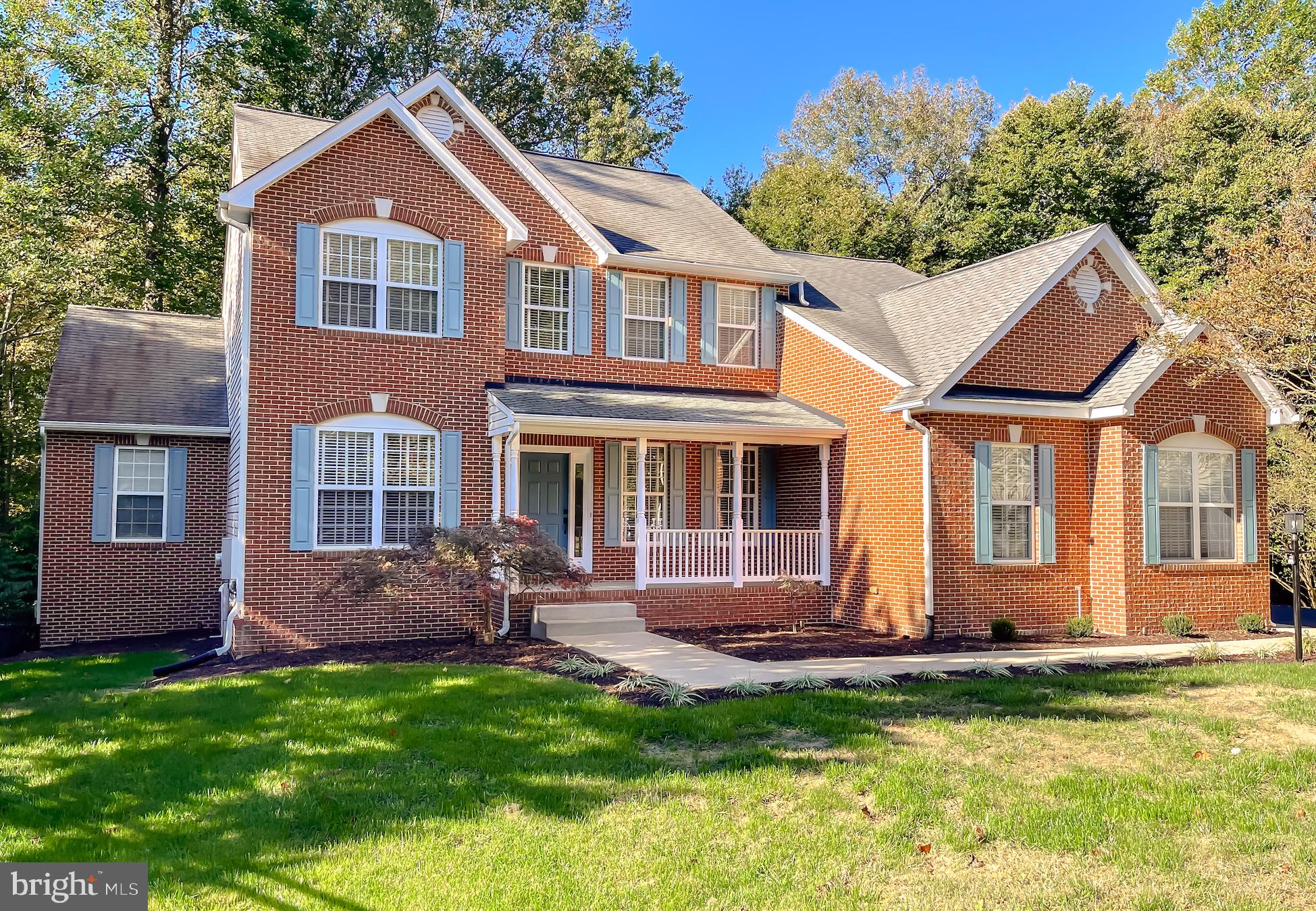 LORINS PRIDE - Residential